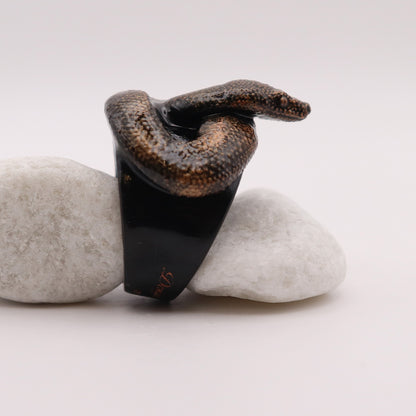 Anillo Nuxku – Sombras en Espiral