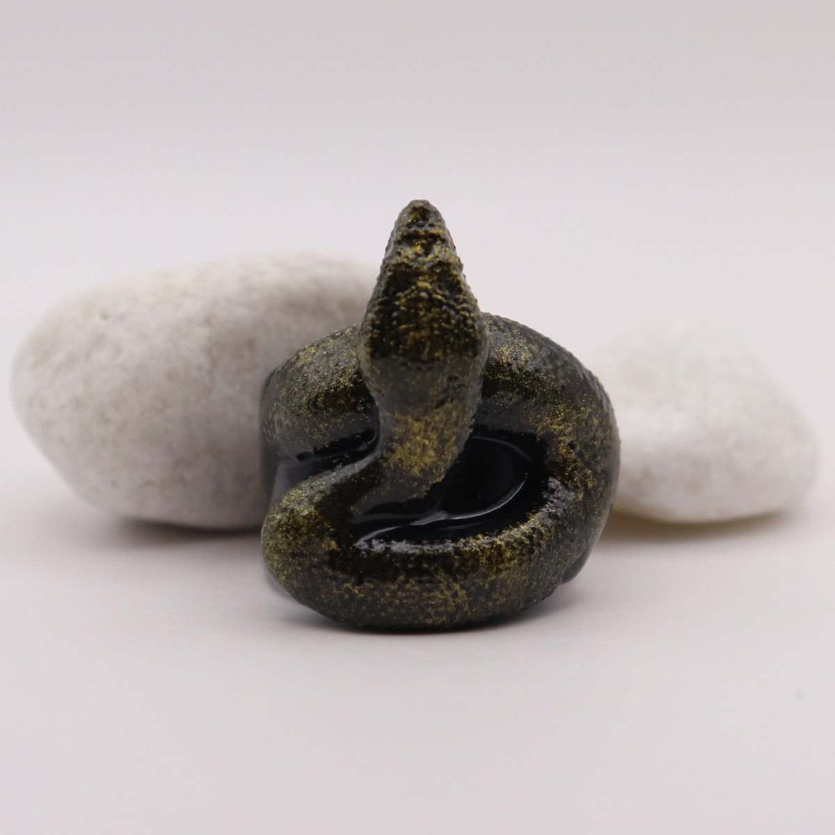 Anillo Nuxku – Sombras en Espiral